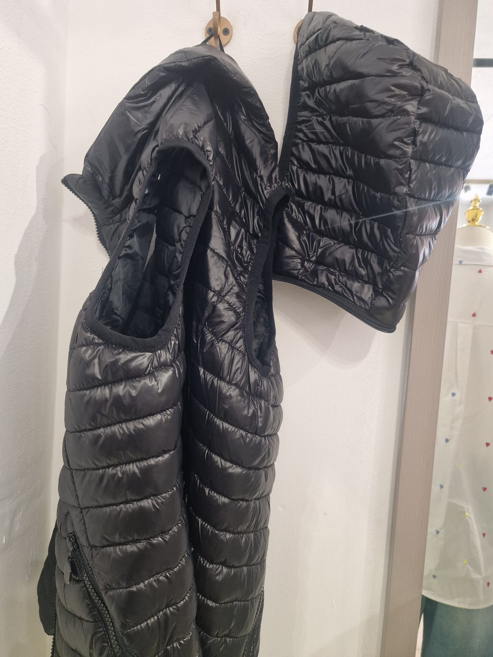 Bodywarmer dames - afneembare capuchon - Afbeelding 7